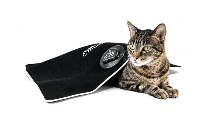 EMbed Relief System Blanket with EM Technology Pet Pain Relief